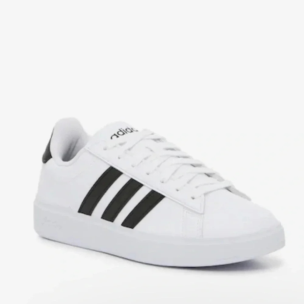 Adidas - Picture 3 of 9